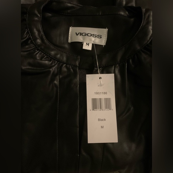 NWT Faux leather cute Black VNeck
mini dress Stretch Fabric - Picture 5 of 5